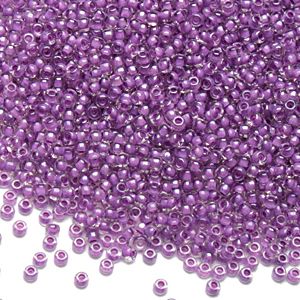 Бисер круглый 15/0 #0935 Цейлон, гладиола