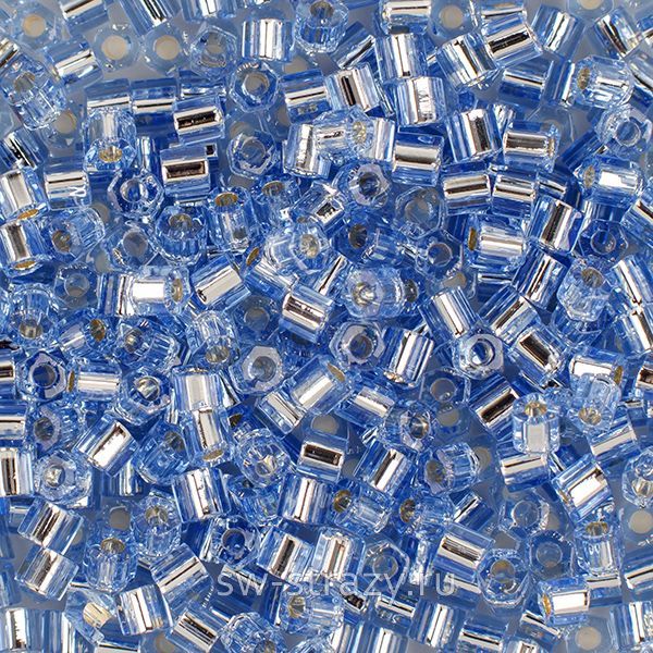 Шестиугольный 11/0 #0033 Внутреннее серебрение,  светлый сапфир