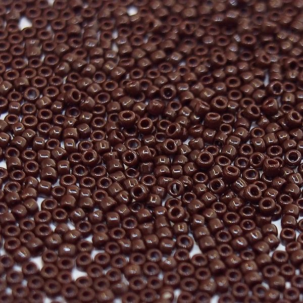 Бисер круглый 11/0 #0046 Непрозрачный, красно-коричневый