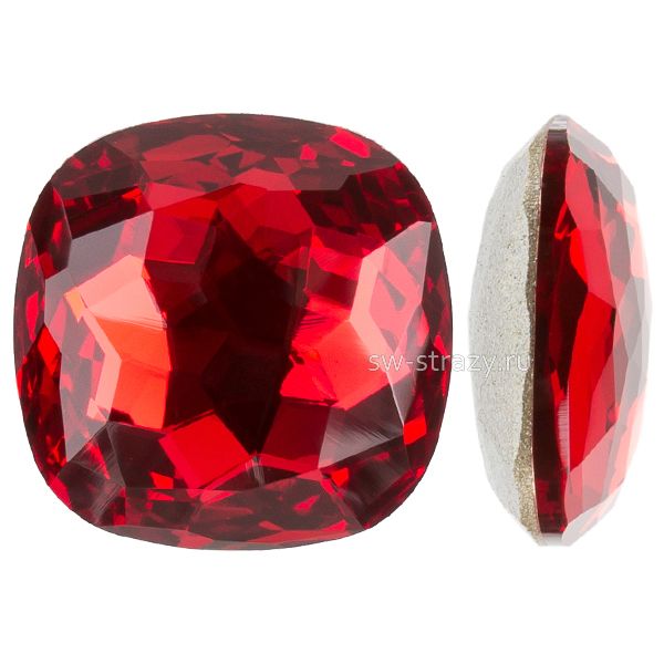 Кристаллы 4483 10 mm Scarlet